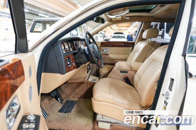 Rolls-Royce Phantom 2007 — photo 17