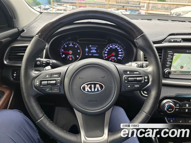 Kia Sorento 2017 — photo 11