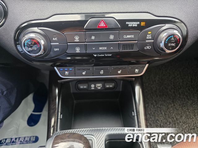 Kia Sorento 2017 — photo 14