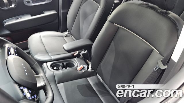 Hyundai Casper 2025 — photo 28