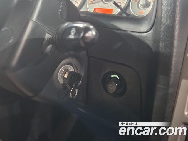 KG Mobility KORANDO 2004 — photo 13