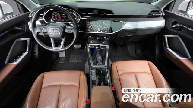 Audi Q3 2022 — photo 7