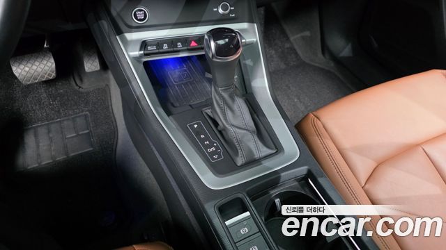 Audi Q3 2022 — photo 9