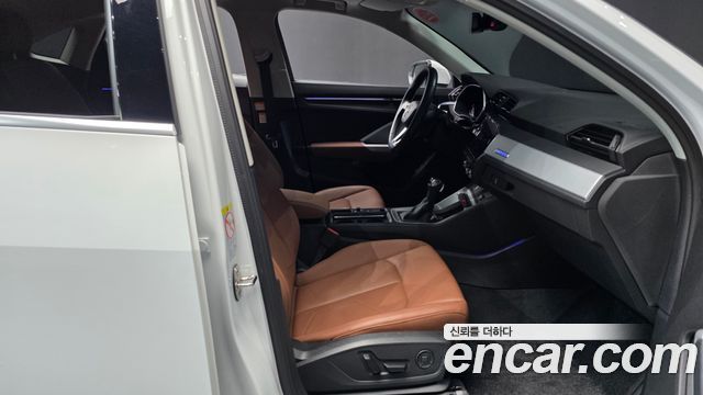 Audi Q3 2022 — photo 11