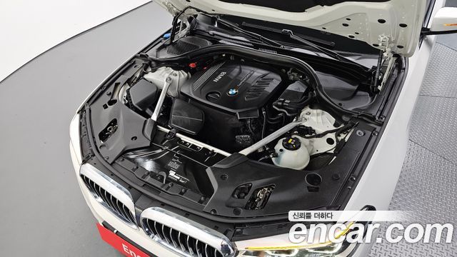 BMW 5-Series 2018 — photo 6
