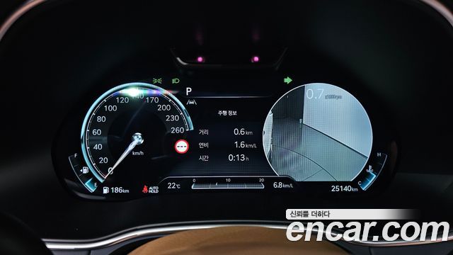 Genesis GV80 2022 — photo 8