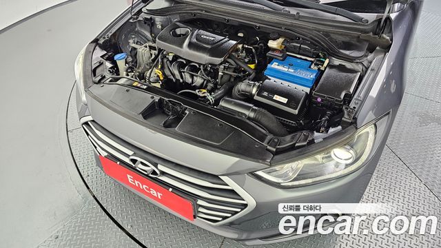 Hyundai AVANTE 2017 — photo 6