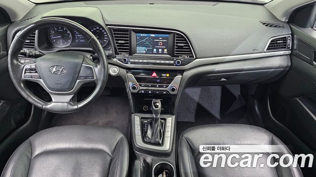 Hyundai AVANTE 2017 — photo 7