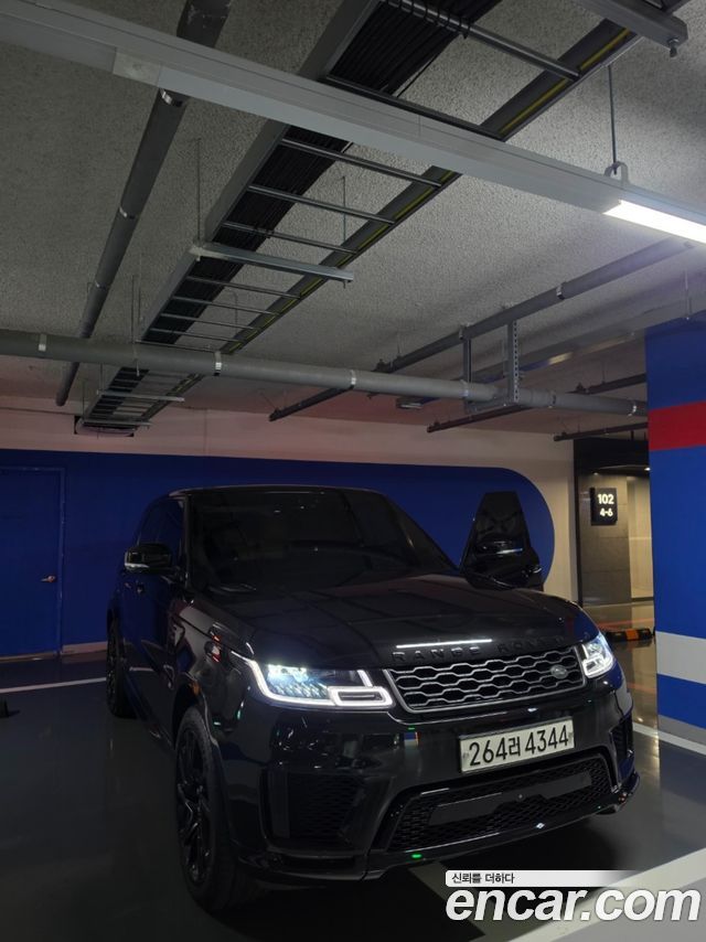 Land Rover Range Rover Sport 2018 — photo 1