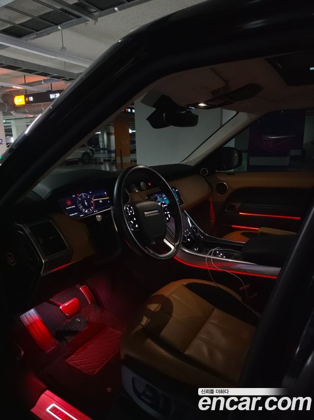 Land Rover Range Rover Sport 2018 — photo 5