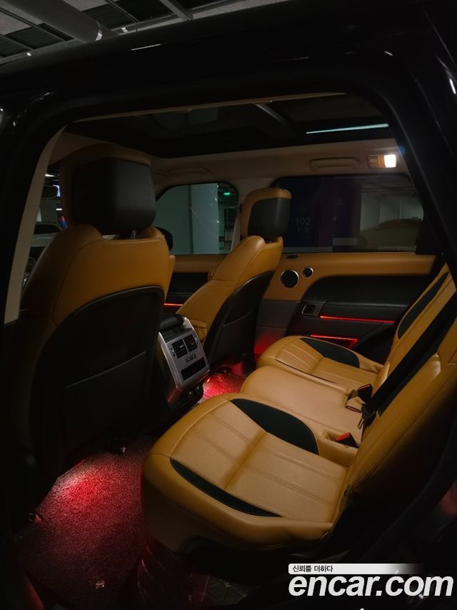 Land Rover Range Rover Sport 2018 — photo 6