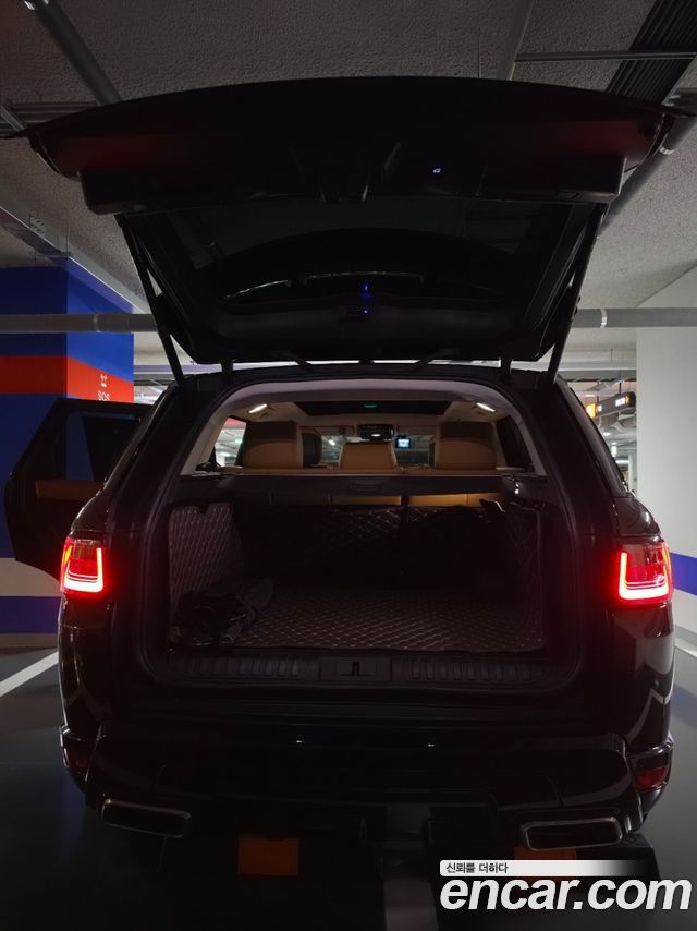 Land Rover Range Rover Sport 2018 — photo 8