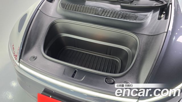 Tesla Model Y 2025 — photo 6