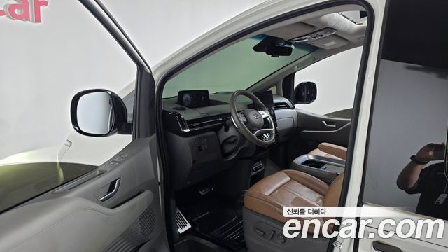 Hyundai Staria 2023 — photo 10