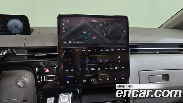 Hyundai Staria 2023 — photo 13