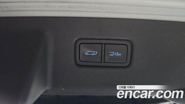 Hyundai Staria 2023 — photo 18