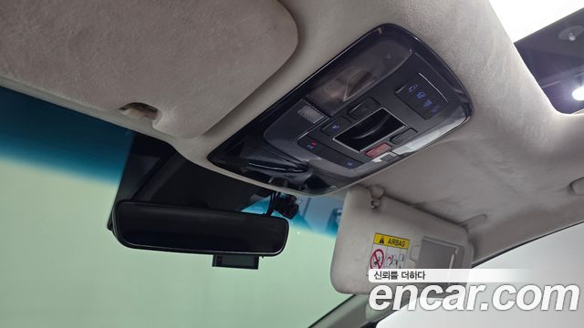 Hyundai Staria 2023 — photo 20