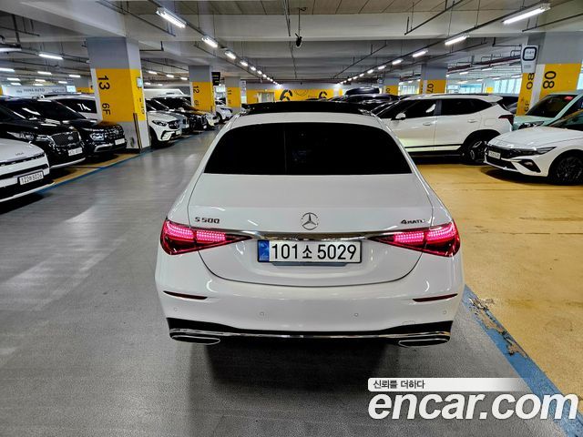 Mercedes-Benz S-Class 2024 — photo 4
