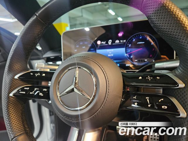 Mercedes-Benz S-Class 2024 — photo 9