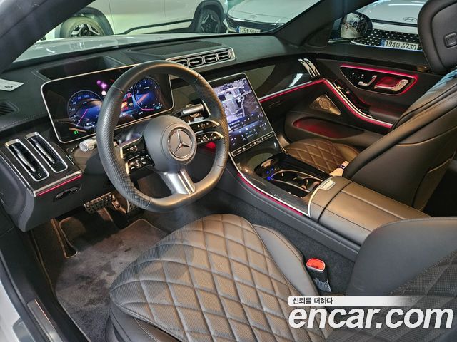 Mercedes-Benz S-Class 2024 — photo 12