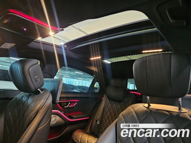 Mercedes-Benz S-Class 2024 — photo 15