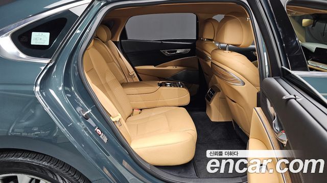 Kia K9 2022 — photo 11