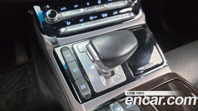 Genesis EQ900 2017 — photo 9