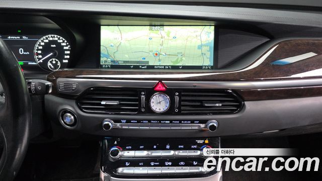 Genesis EQ900 2017 — photo 14