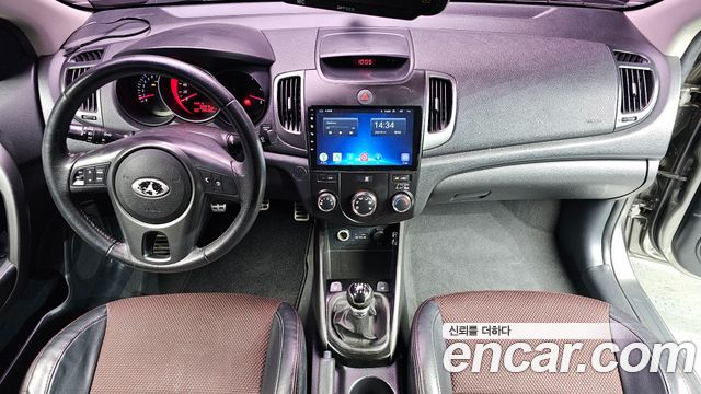 Kia Porte 2011 — photo 7