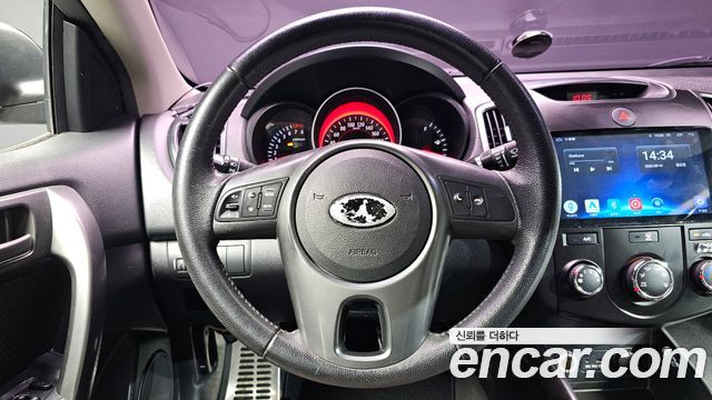 Kia Porte 2011 — photo 13