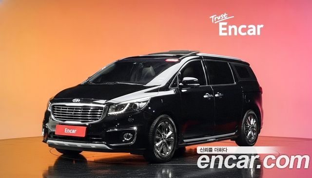 Kia Canival 2016 — photo 1