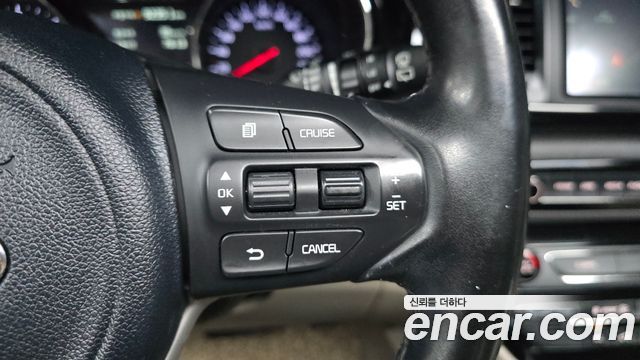 Kia Canival 2016 — photo 28
