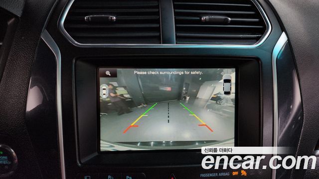 Ford Explorer 2016 — photo 15
