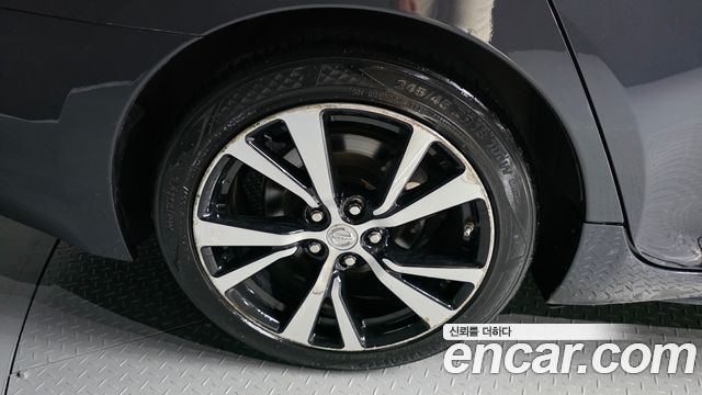 Nissan Maxima 2018 — photo 5