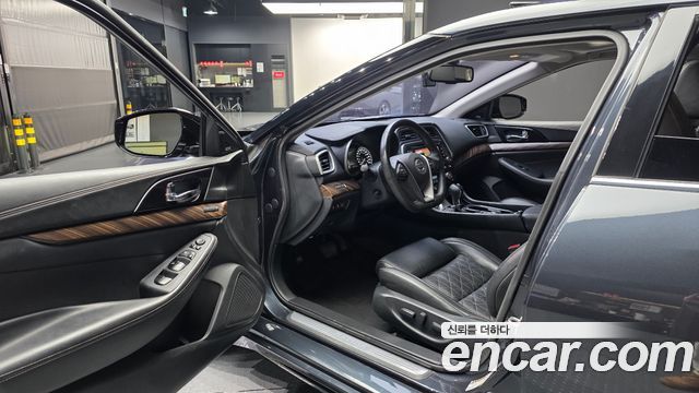 Nissan Maxima 2018 — photo 13