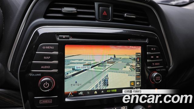 Nissan Maxima 2018 — photo 19
