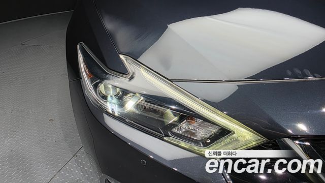 Nissan Maxima 2018 — photo 8