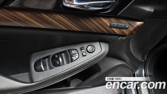 Nissan Maxima 2018 — photo 29