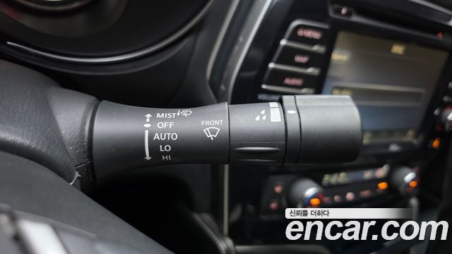 Nissan Maxima 2018 — photo 31