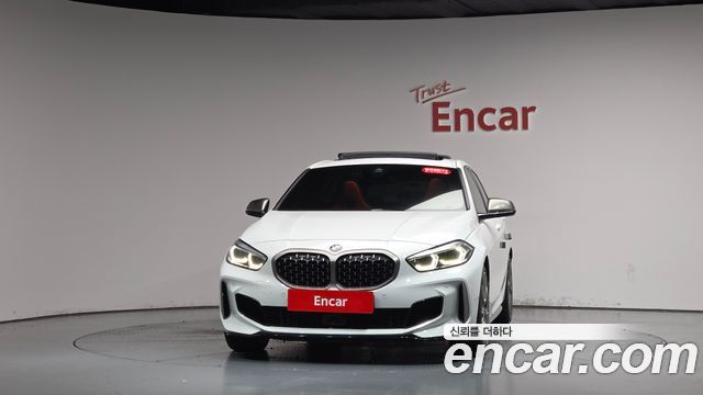 BMW 1-Series 2024 — photo 3