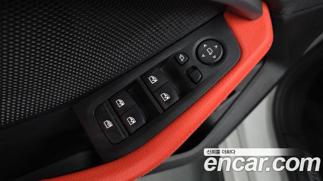BMW 1-Series 2024 — photo 34