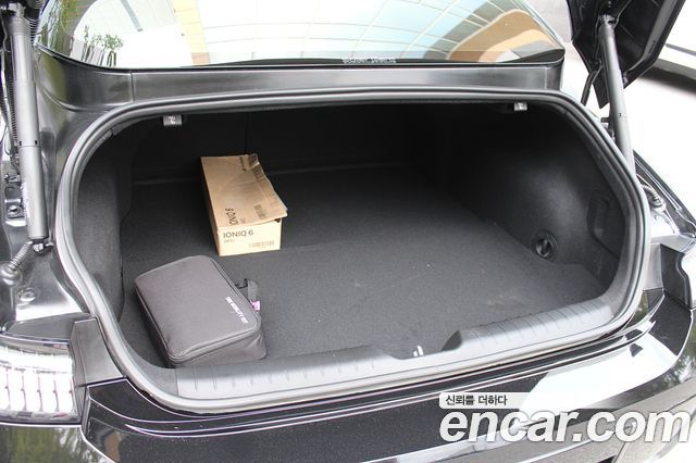 Hyundai Ioniq6 2023 — photo 17