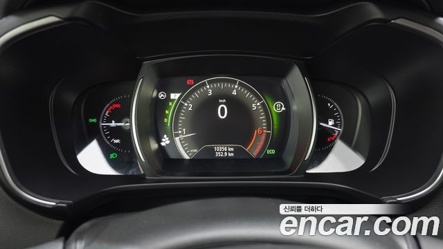 Renault Korea QM6 2021 — photo 11