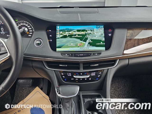 Cadillac CT6 2017 — photo 14