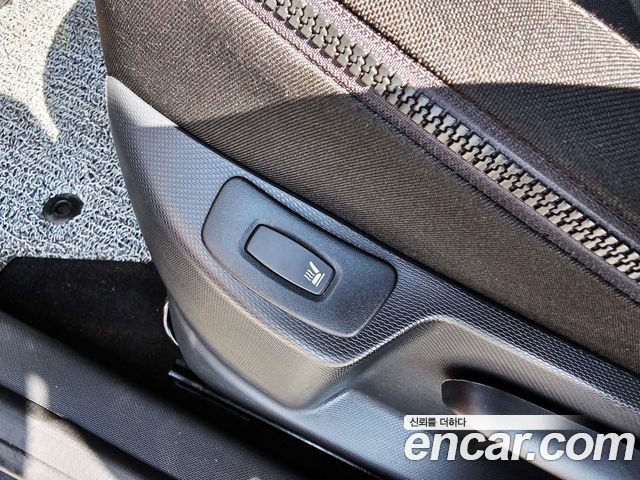 Renault Korea QM3 2015 — photo 17
