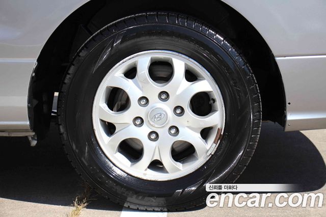 Hyundai Starex 2013 — photo 10