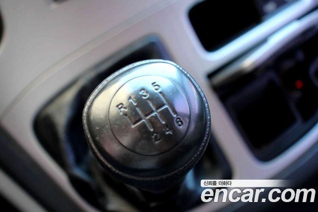 Hyundai Starex 2013 — photo 14