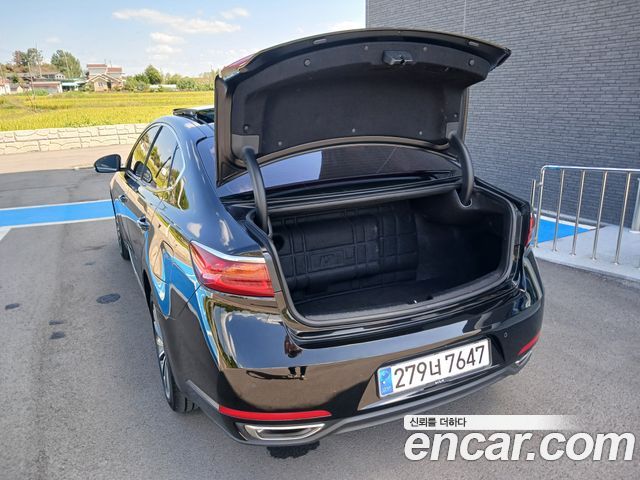 Kia K7 2018 — photo 20