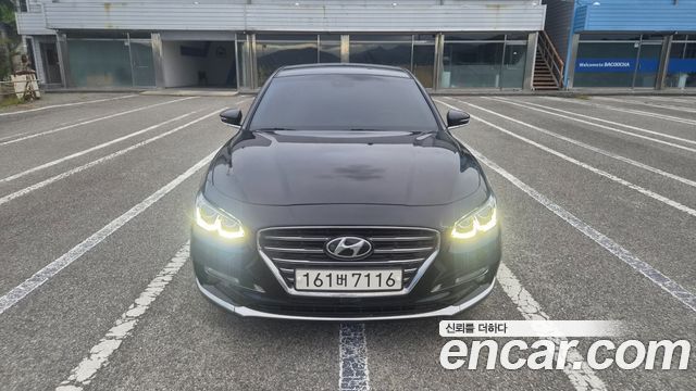 Hyundai Grandeur 2018 — photo 1