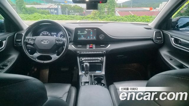 Hyundai Grandeur 2018 — photo 13